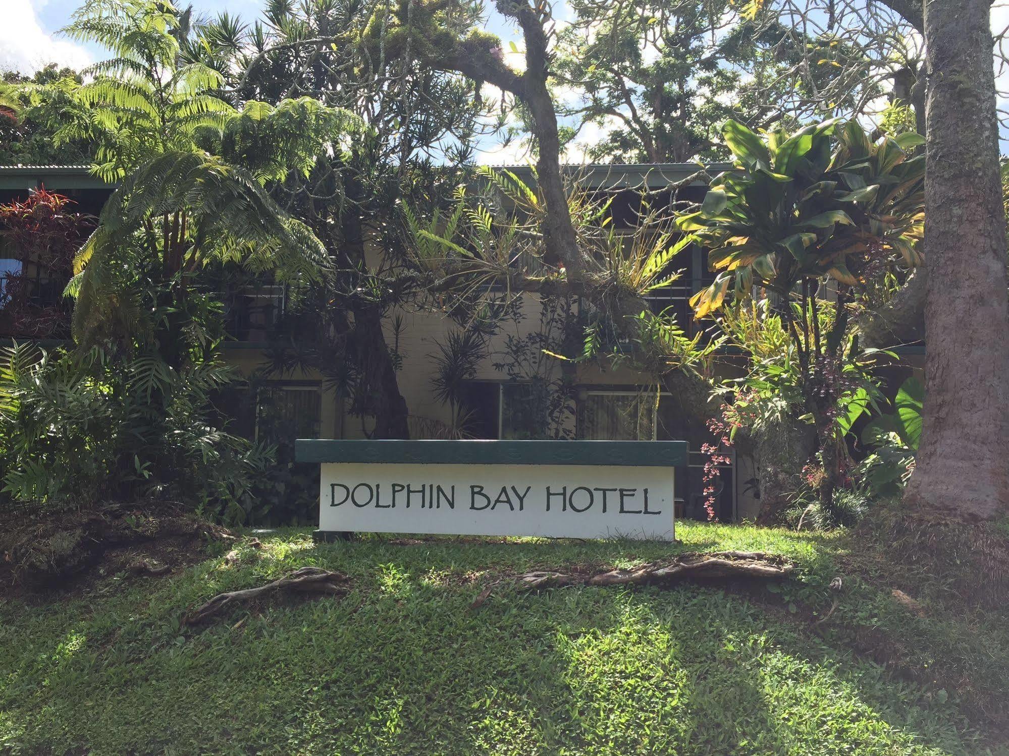 Dolphin Bay Hotel ฮิโล ภายนอก รูปภาพ