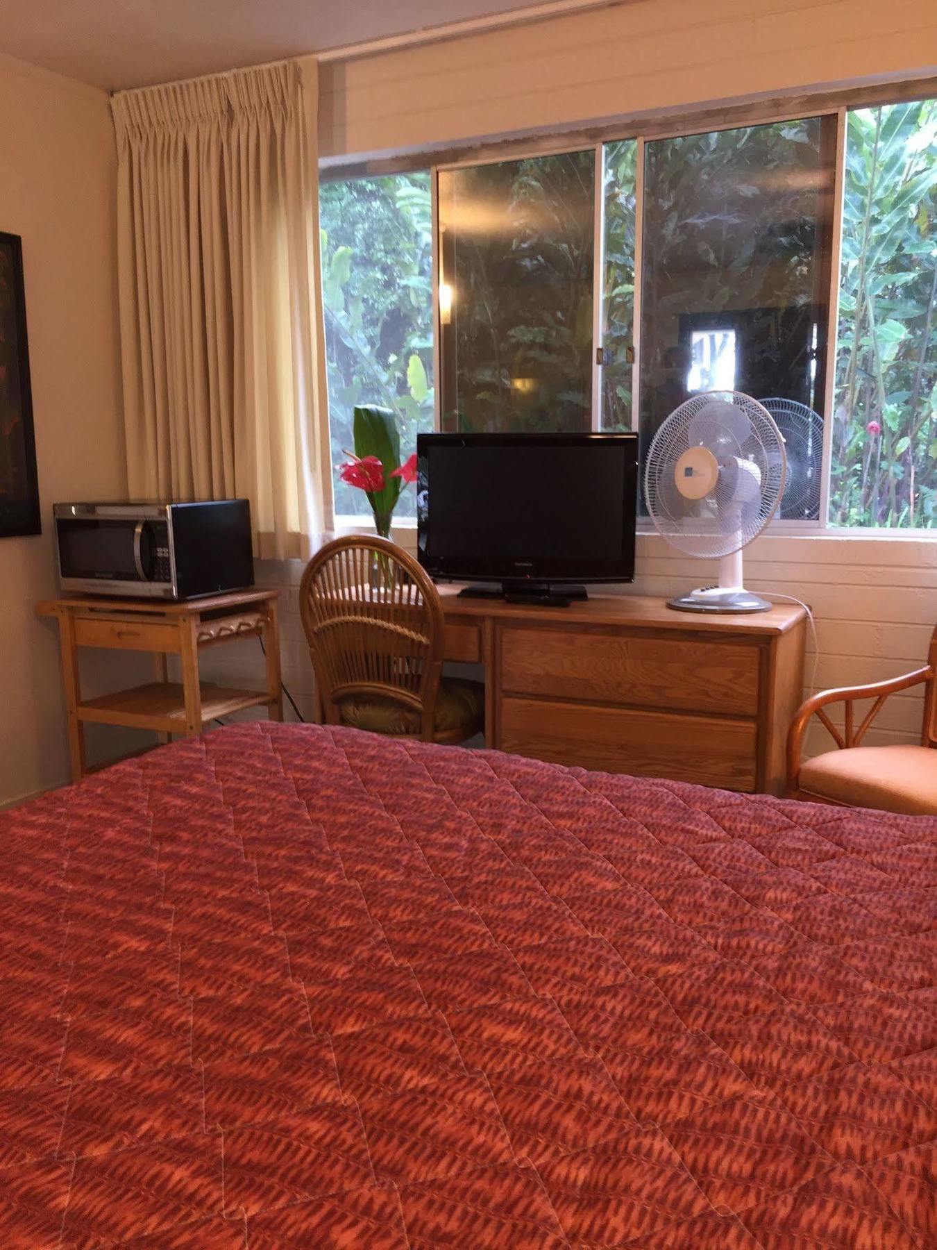 Dolphin Bay Hotel ฮิโล ภายนอก รูปภาพ